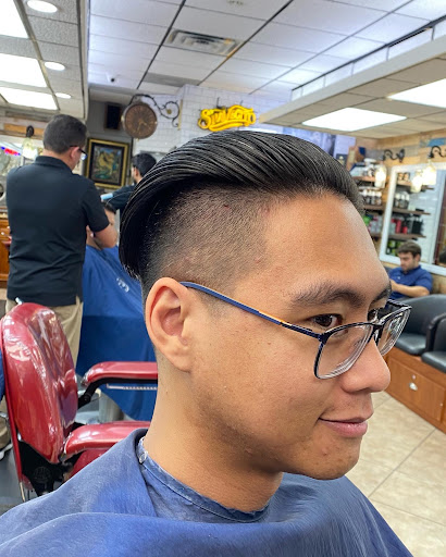 Barber Shop «Classic Barbers Shop», reviews and photos, 6226 S Dixie Hwy, South Miami, FL 33143, USA