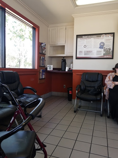 Oil Change Service «Jiffy Lube Oil Change Center», reviews and photos, 4567 Mills Cir, Ontario, CA 91764, USA