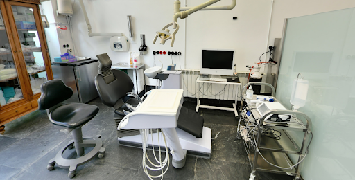 Clínica Dental Dr. M. Figueroa Colmenar Viejo en Colmenar Viejo, Madrid