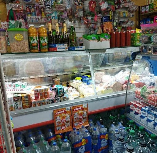 Opiniones de Almacen Mi Barrio en Canelones - Supermercado