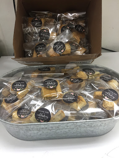 Convenience Store «Wayland Mini Market», reviews and photos, 334 Boston Post Rd, Wayland, MA 01778, USA