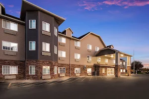 Red Roof Inn & Suites Omaha - Council Bluffs, IA image