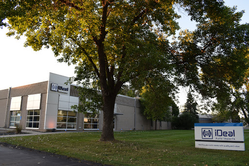 Used Car Dealer «iDeal Auto Imports», reviews and photos, 7980 Wallace Rd, Eden Prairie, MN 55344, USA