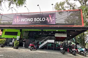 Ayam Bakar Wong Solo image