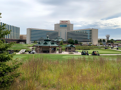 Golf Driving Range «The Meadows at Mystic Lake», reviews and photos, 2400 Mystic Lake Blvd NW, Prior Lake, MN 55372, USA