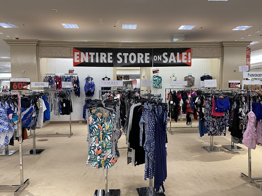 Department Store «Lord & Taylor», reviews and photos, 400 W Farms Mall, Farmington, CT 06032, USA