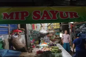 Pasar Subuh Makroman image