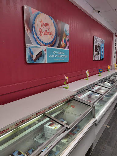 Ice Cream Shop «Carvel», reviews and photos, 4332 Amboy Rd, Staten Island, NY 10312, USA