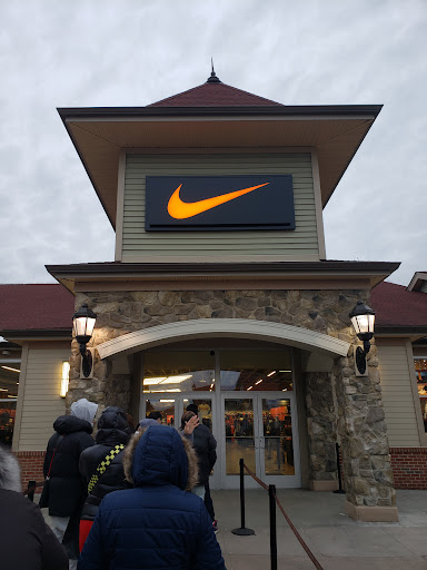 Clothing Store «Nike Factory Store», reviews and photos, 600 Bluebird Ct, Central Valley, NY 10917, USA