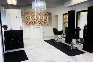 Stay Glamorous Beauty Salon & Hair Extensions image