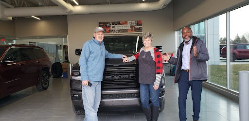 Car Dealer «Bill Estes Chrysler Dodge Jeep Ram», reviews and photos, 745 E 56th St, Brownsburg, IN 46112, USA