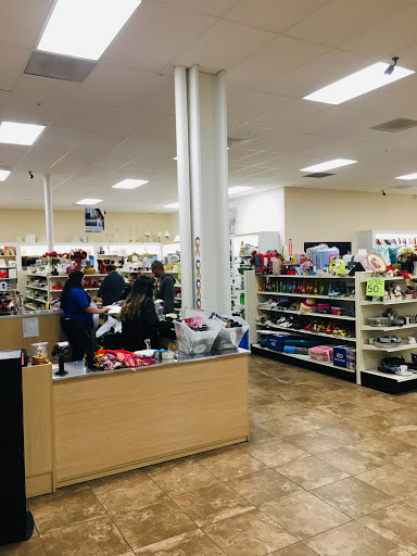 Thrift Store «Goodwill Retail Store & Donation Center», reviews and photos, 205 W Los Angeles Ave, Moorpark, CA 93021, USA