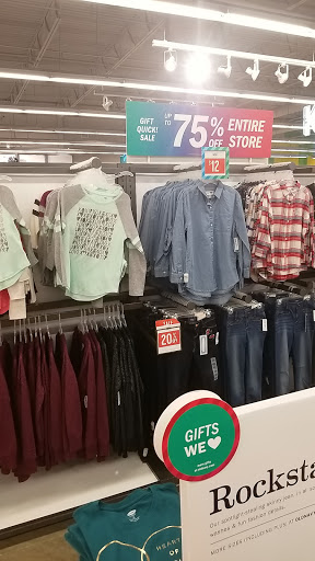 Clothing Store «Old Navy», reviews and photos, 5625 Bay St, Emeryville, CA 94608, USA