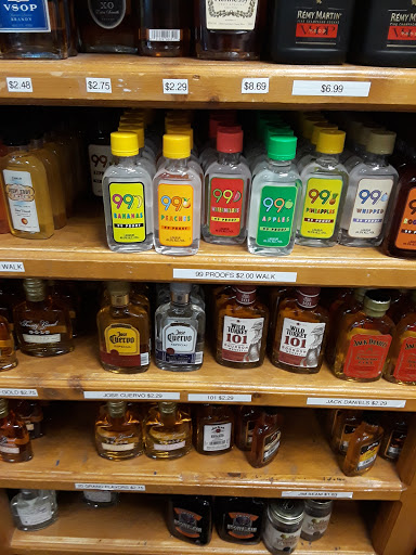 Liquor Store «Majestic Spirits-Wine & Liquor», reviews and photos, 3705 Malco Way, Memphis, TN 38125, USA