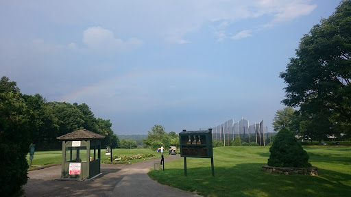 Golf Course «Sterling Farms Golf Course», reviews and photos, 1349 Newfield Ave, Stamford, CT 06905, USA