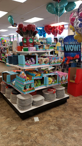 Dollar Store «Dollar Tree», reviews and photos, 10300 Silverdale Way NW #121, Silverdale, WA 98383, USA