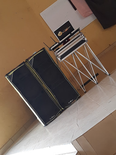 Clothing Store «Top Fashion Y Wholesale», reviews and photos, 11526 Harry Hines Blvd Suite 109, Dallas, TX 75229, USA