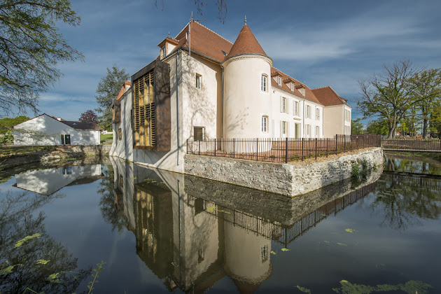 Photo hôtels Le Château du Bost 03700 Bellerive-sur-Allier