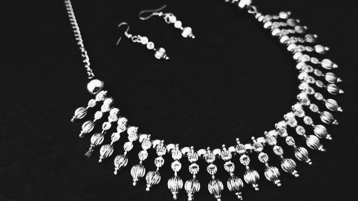 Sprihaz.com : Oxidised German Silver Readymade Jewellery Wholesaler