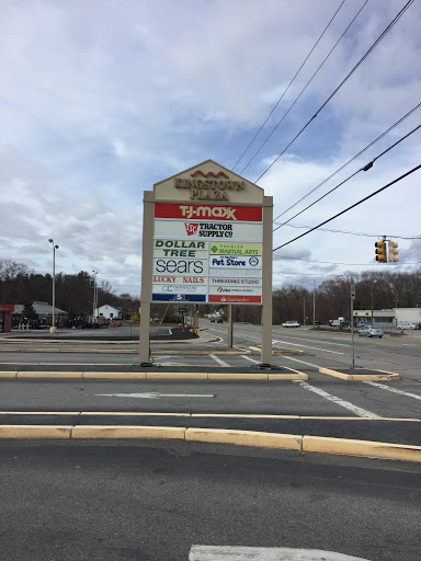 Pet Store «Critter Hut Aquarium & Pets», reviews and photos, 6637 Post Rd, North Kingstown, RI 02852, USA