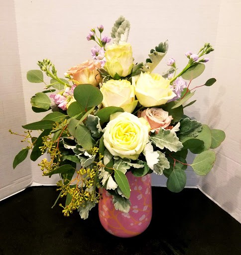 Consignment Shop «Old Bank Flowers Art and Marketplace», reviews and photos, 66 Main St, East Hampton, CT 06424, USA