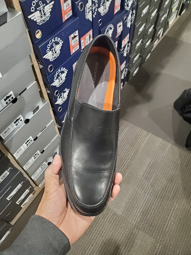 Shoe Store «DSW Designer Shoe Warehouse», reviews and photos, 12997 Fair Lakes Shopping Center, Fairfax, VA 22033, USA