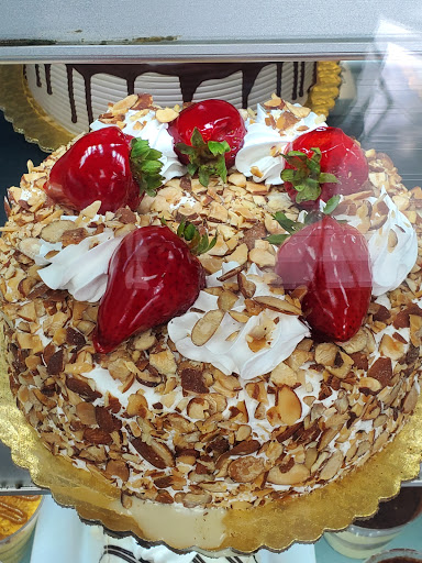 Ice Cream Shop «Bigdash Ice Cream & Pastries», reviews and photos, 717 Lingco Dr #210, Richardson, TX 75081, USA