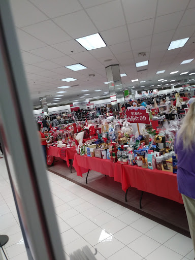 Clothing Store «Burlington Coat Factory», reviews and photos, 3800 US-98 #510, Lakeland, FL 33809, USA