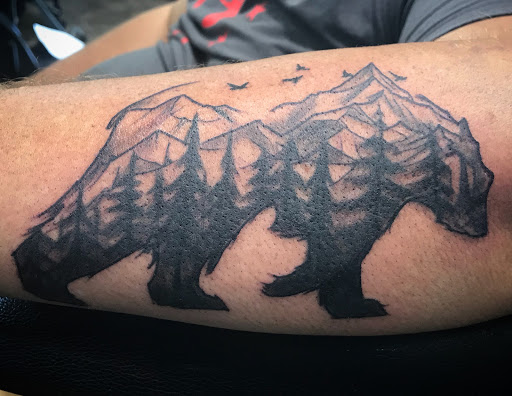 Tattoo Shop «Brass Monkey Tattoo», reviews and photos, 9409 US-19, Port Richey, FL 34668, USA