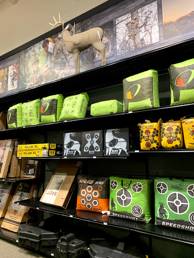 Outdoor Sports Store «Field & Stream», reviews and photos, 24600 Katy Fwy Ste 1100B, Katy, TX 77493, USA