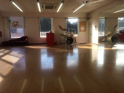 中尾道代ダンススタジオ