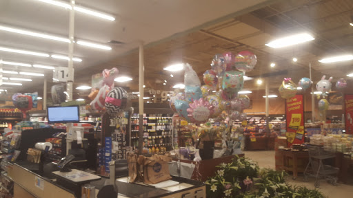 Grocery Store «Kroger», reviews and photos, 25780 Middlebelt Rd, Farmington Hills, MI 48336, USA