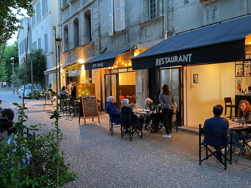 Restaurant Petit Grand 84000 Avignon