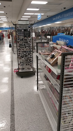 Clothing Store «Ross Dress for Less», reviews and photos, 26558 Bouquet Canyon Rd, Saugus, CA 91350, USA