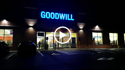 Thrift Store «Goodwill - Maple Grove: Circle North», reviews and photos, 13605 80th Cir N, Maple Grove, MN 55311, USA