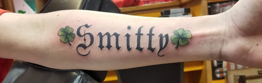 Tattoo Shop «Headlight Tattoo & Body Piercing 3», reviews and photos, 17 N Main St, Woodstown, NJ 08098, USA