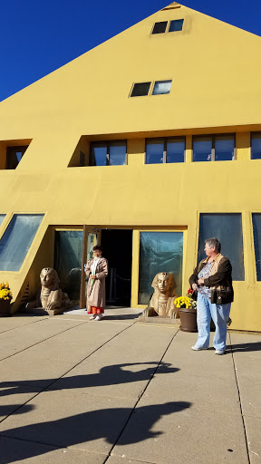 Tourist Attraction «Gold Pyramid House», reviews and photos, 37921 N Dilleys Rd, Wadsworth, IL 60083, USA