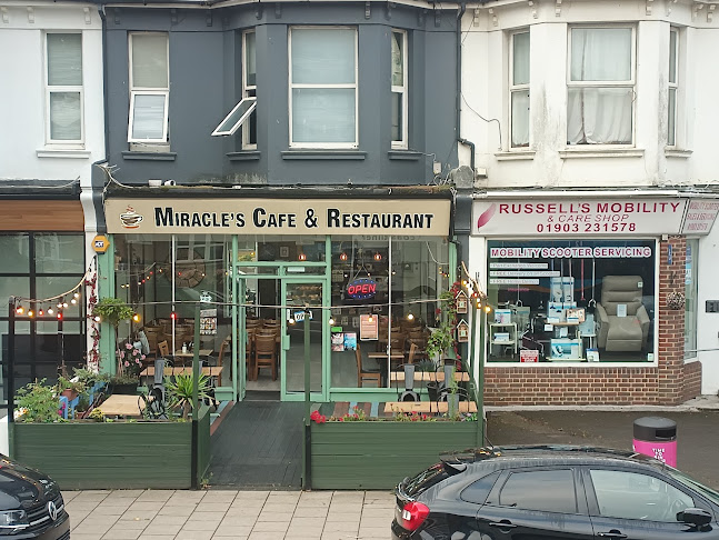 Miracles cafe Worthing - Coffee shop