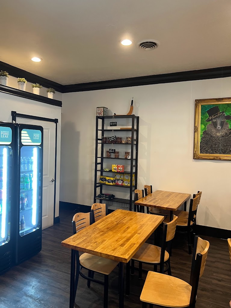 La Pecora Nera Detroit 48226