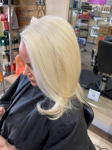 Hair Salon «Distinctive Salon and Spa East Mesa», reviews and photos, 2910 N Power Rd #101, Mesa, AZ 85215, USA