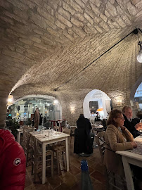 Atmosphère du Restaurant français Le Bouchon des Greffes à Nîmes - n°19