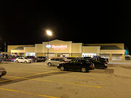 Grocery Store «Hannaford Supermarket», reviews and photos, 305 Sandown Rd, East Hampstead, NH 03826, USA