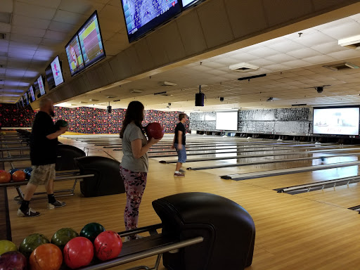 Bowling Alley «Fort Eustis Bowling Center», reviews and photos, 675 Dickman St, Fort Eustis, VA 23604, USA