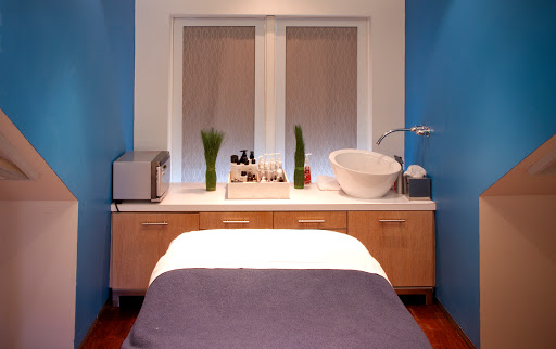 Hair Salon «Bell Tower Salon Spa», reviews and photos, 18 State Hill Rd, Wyomissing, PA 19610, USA