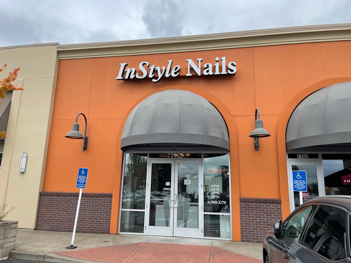 In Style Nails Inc