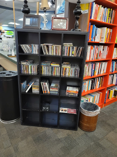 Book Store «Bookmans Phoenix Entertainment Exchange», reviews and photos, 8034 N 19th Ave, Phoenix, AZ 85021, USA