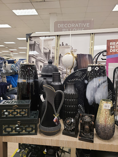 Department Store «HomeGoods», reviews and photos, 150 N Village Ave, Rockville Centre, NY 11570, USA