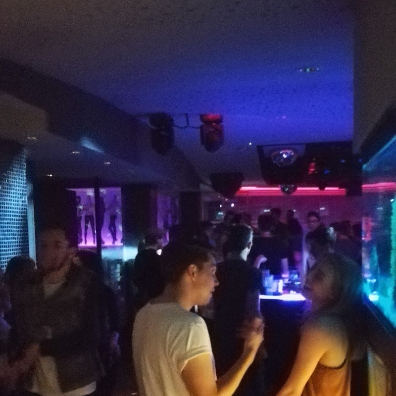 STUDIO - Club Bar Lounge