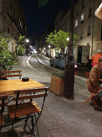 Atmosphère du Restaurant français Au virage Lepic à Paris - n°13