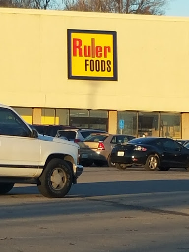 Grocery Store «Ruler», reviews and photos, 374 N L Rogers Wells Blvd, Glasgow, KY 42141, USA